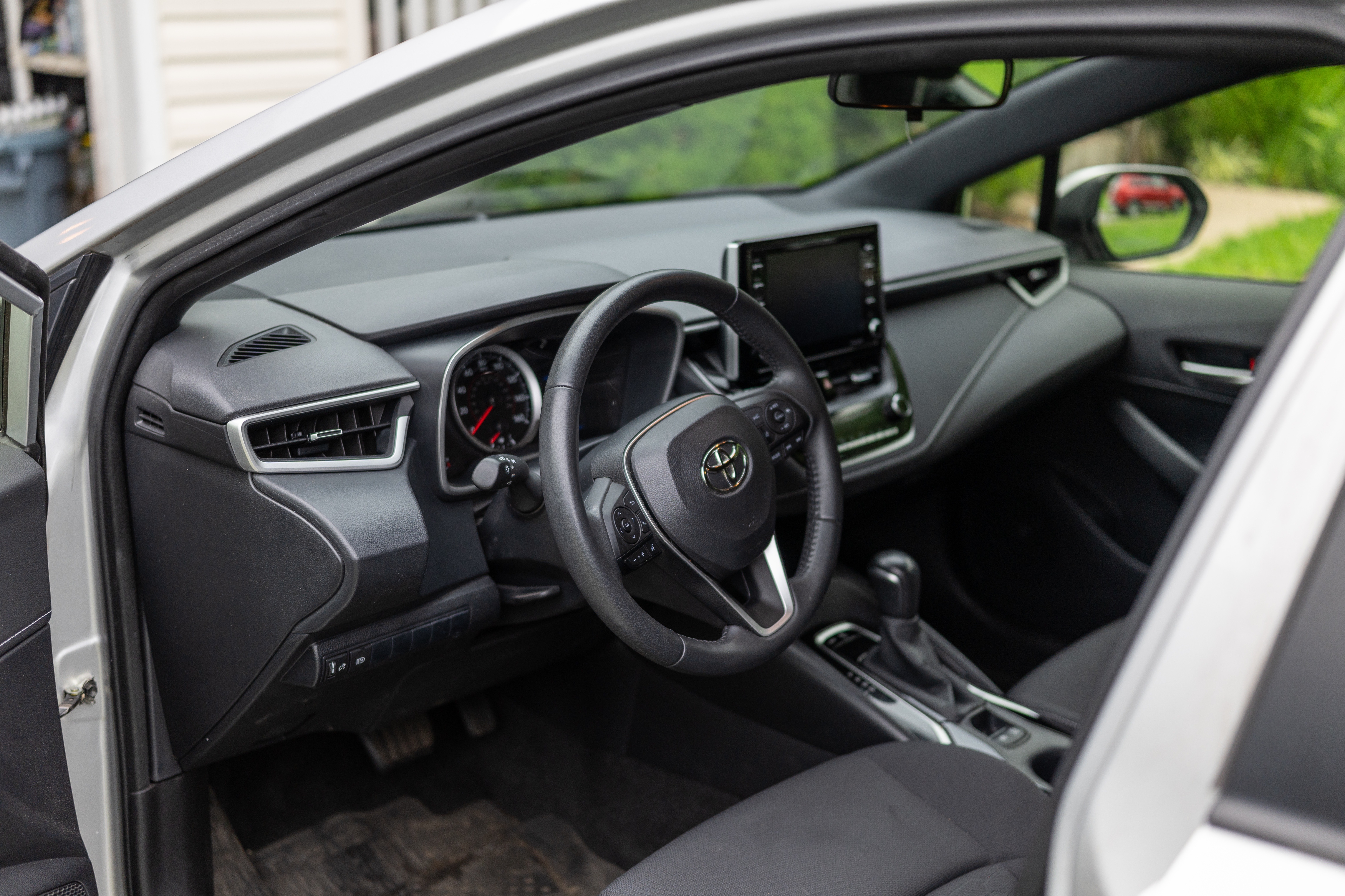 Used 2021 Toyota Corolla SE FWD image 16