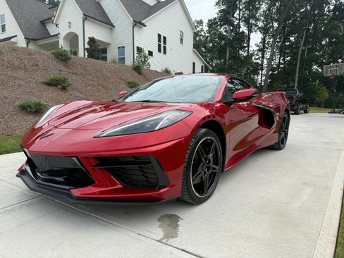 Used 2024 Chevrolet Corvette Stingray Premium Cpe w/ Z51 Performance Package RWD image 12