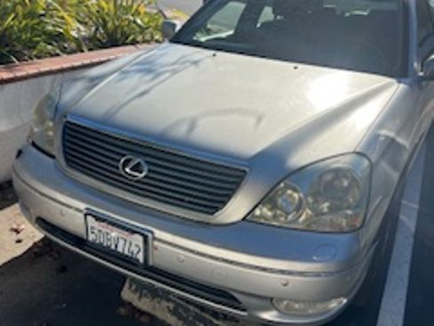 Used 2003 Lexus LS 430 image 2