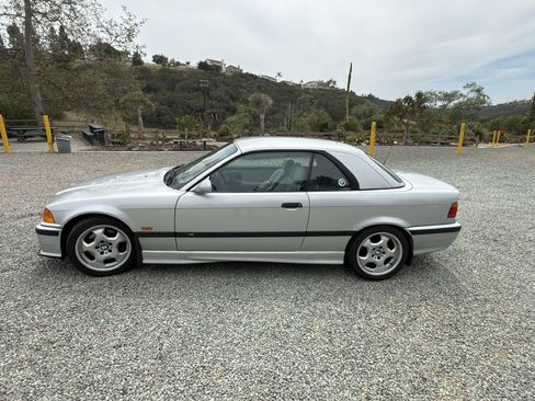 Used 1998 BMW M3 Convertible image 10