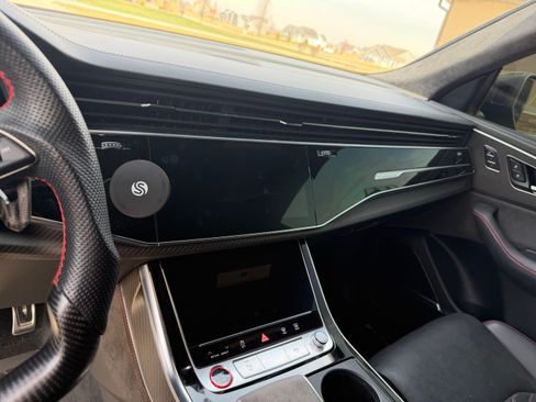 Used 2022 Audi RS Q8 image 11