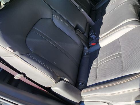 Used 2025 MAZDA CX-70 3.3 Turbo w/ Preferred Package image 15