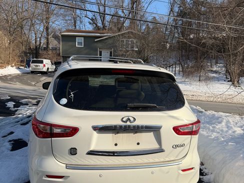 Used 2014 INFINITI QX60 FWD w/ Deluxe Touring Package image 17