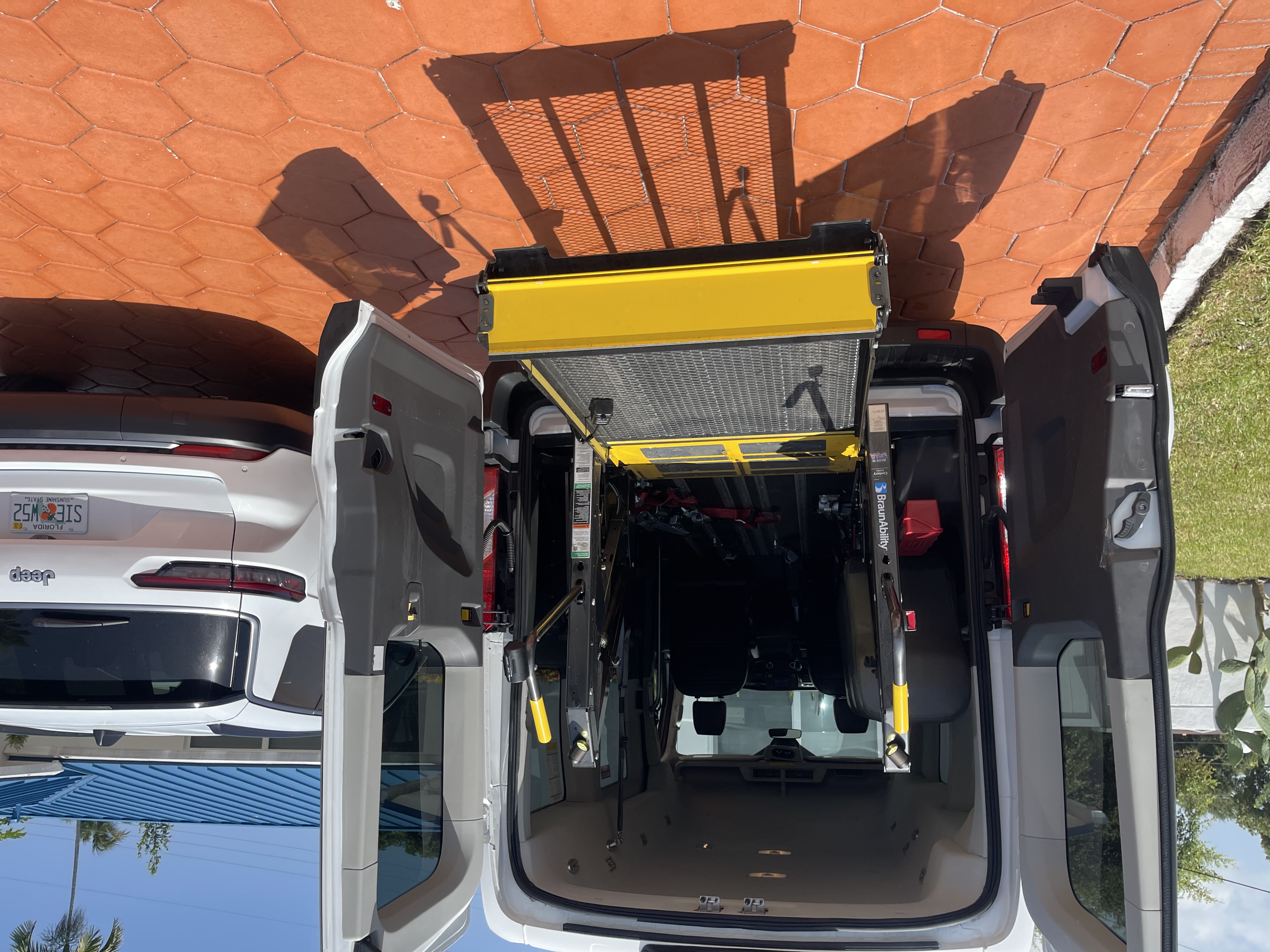 Used 2020 Ford Transit 150 XL RWD image 2