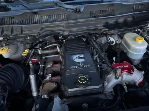 Used 2012 RAM 2500 SLT AWD/4WD image 1