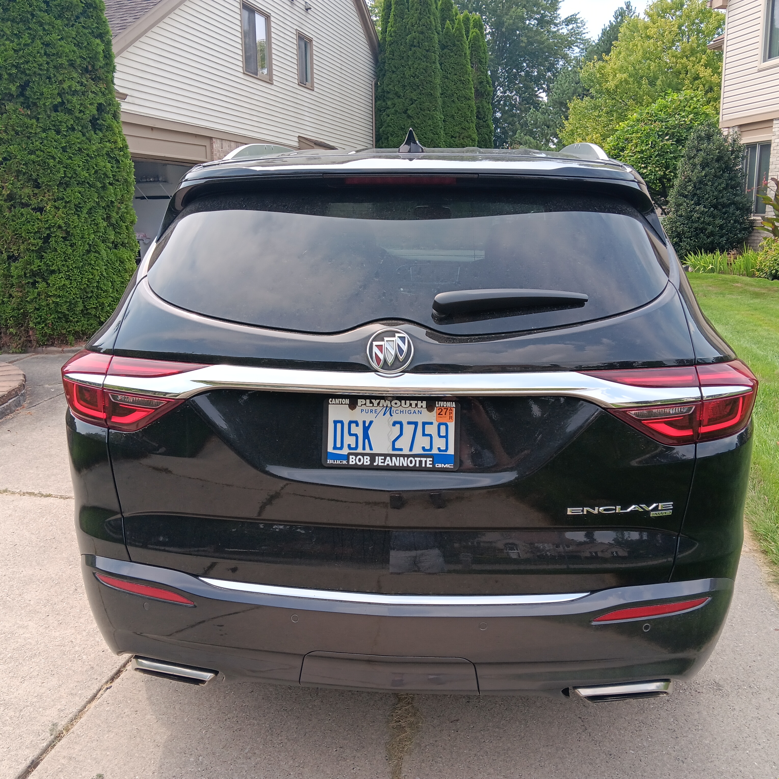 Used 2019 Buick Enclave Essence AWD/4WD image 4