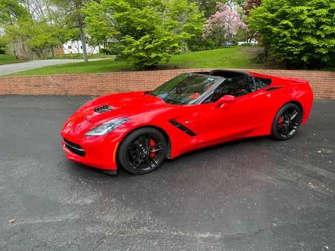 Used 2015 Chevrolet Corvette Stingray Coupe w/ 3LT Preferred Equipment Group image 14