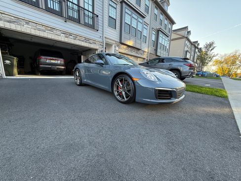 Used 2017 Porsche 911 Carrera S image 20