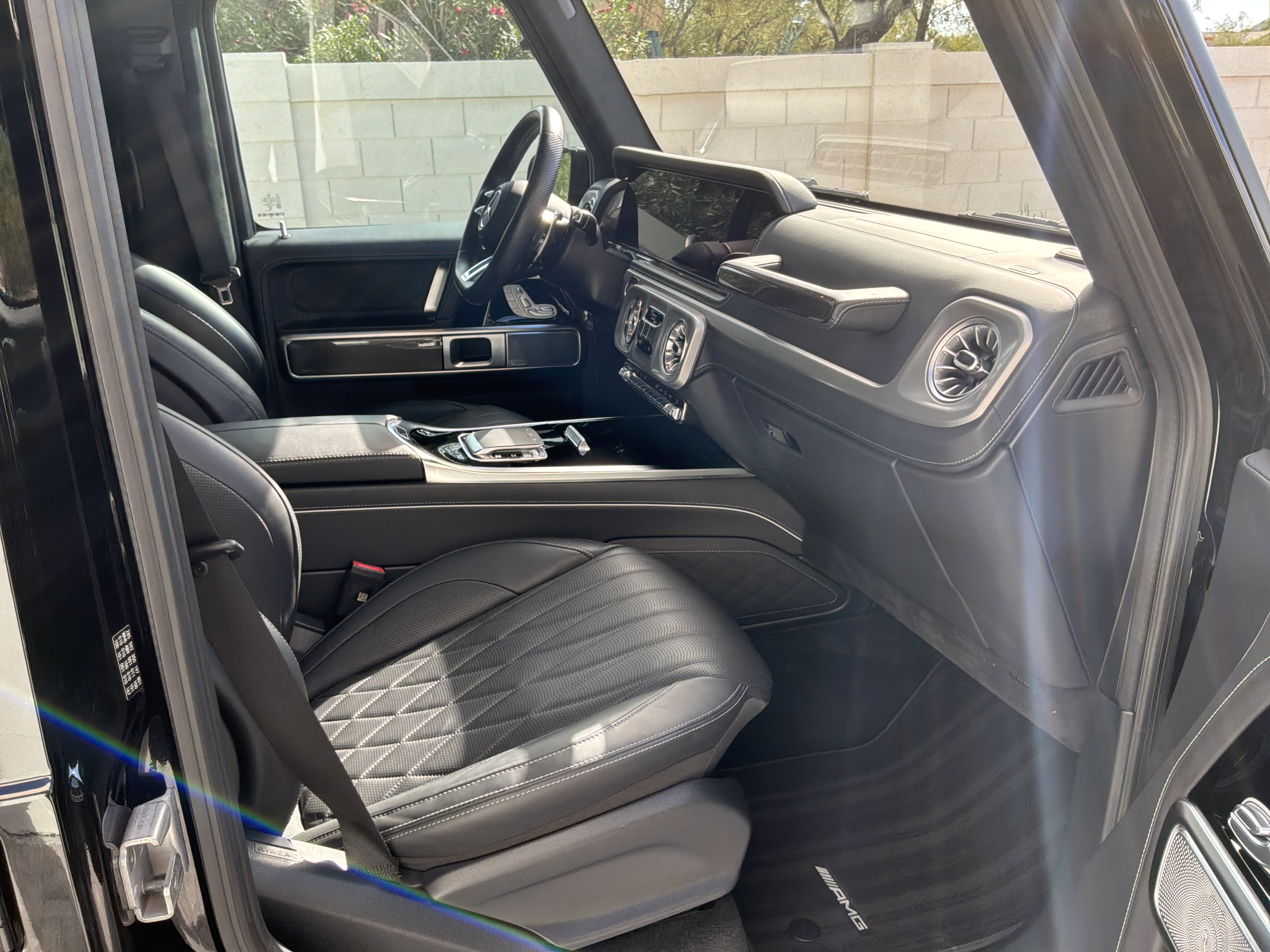 Used 2025 Mercedes-Benz G 63 AMG 4MATIC image 16
