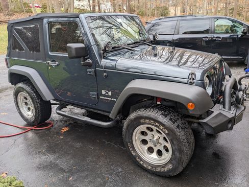 Used 2008 Jeep Wrangler X image 2