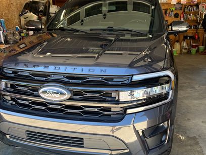 Used 2024 Ford Expedition Limited