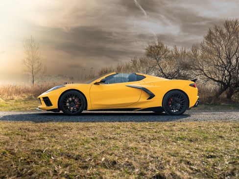 Used 2021 Chevrolet Corvette Stingray Preferred Cpe w/ 2LT image 13