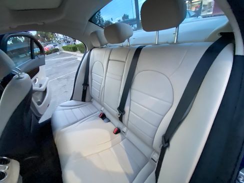Used 2018 Mercedes-Benz C 300 Sedan image 14