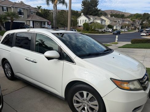 Used 2014 Honda Odyssey EX-L image 4