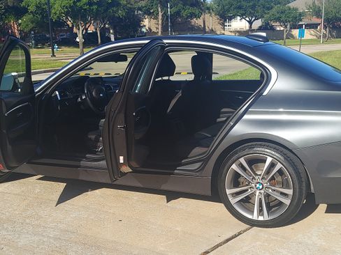 Used 2018 BMW 330i Sedan image 4