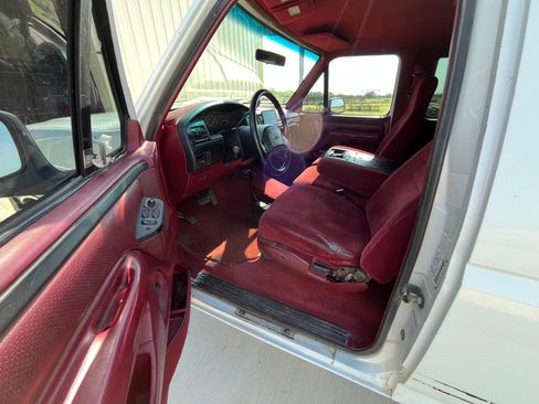 Used 1996 Ford F250 4x4 SuperCab image 12