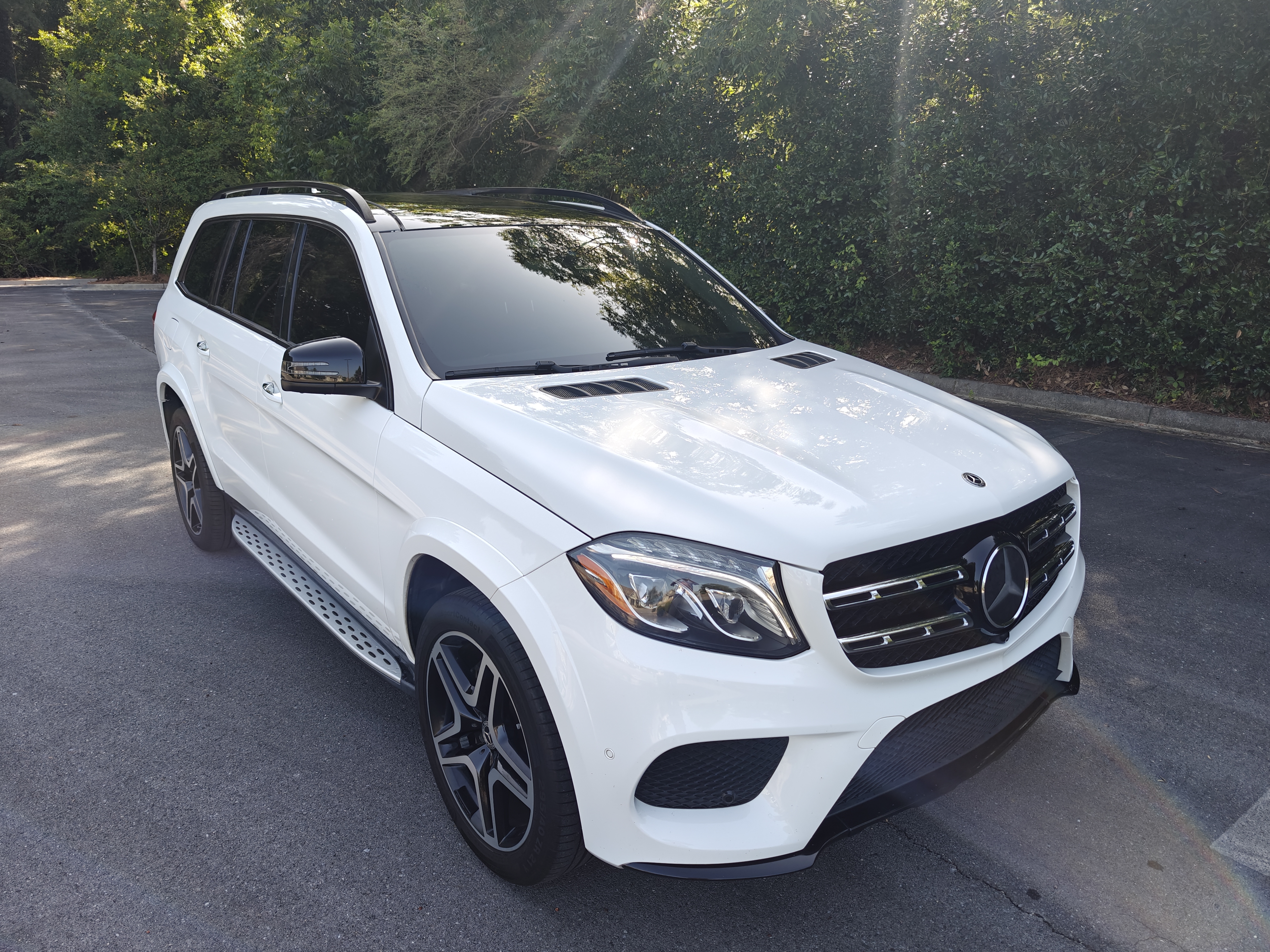 Used 2017 Mercedes-Benz GLS 550 4MATIC image 5