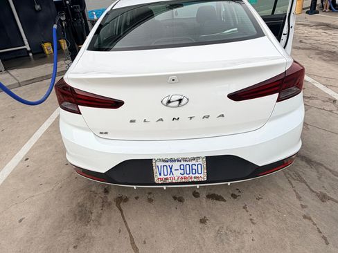 Used 2019 Hyundai Elantra SE w/ Cargo Package image 14