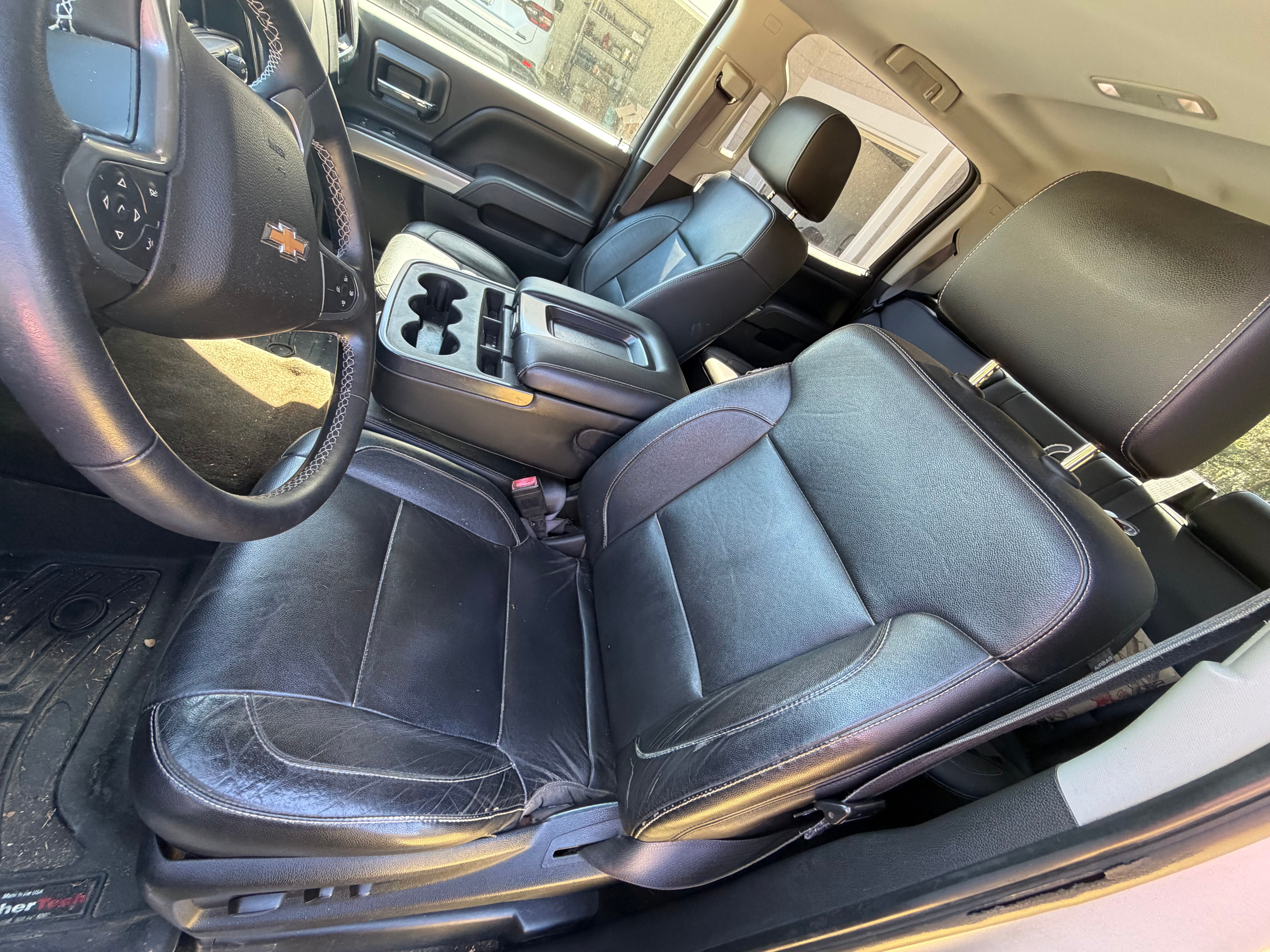Used 2015 Chevrolet Silverado 2500 LT w/ LT Convenience Package AWD/4WD image 10