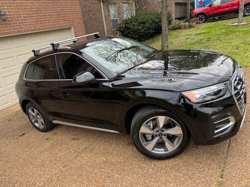 Used 2023 Audi Q5 Prestige w/ Prestige Package image 2