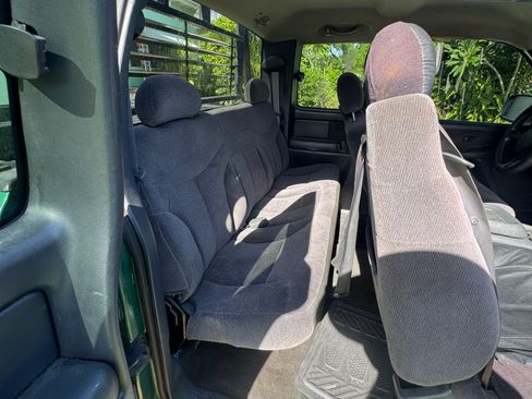 Used 2000 GMC Sierra 1500 2WD Extended Cab image 17