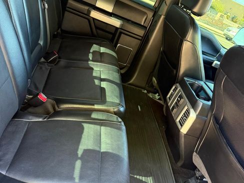 Used 2015 Ford F150 Lariat w/ Equipment Group 502A Luxury AWD/4WD image 9