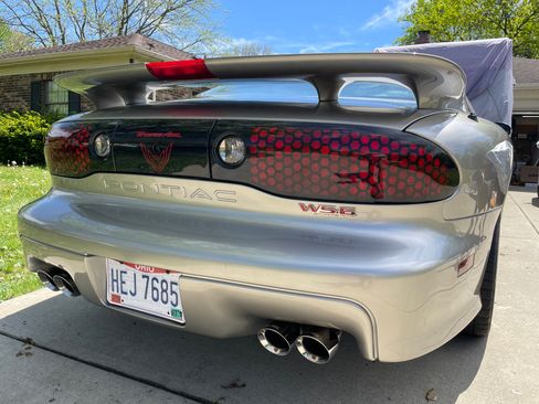 Used 2001 Pontiac Firebird Trans Am image 4