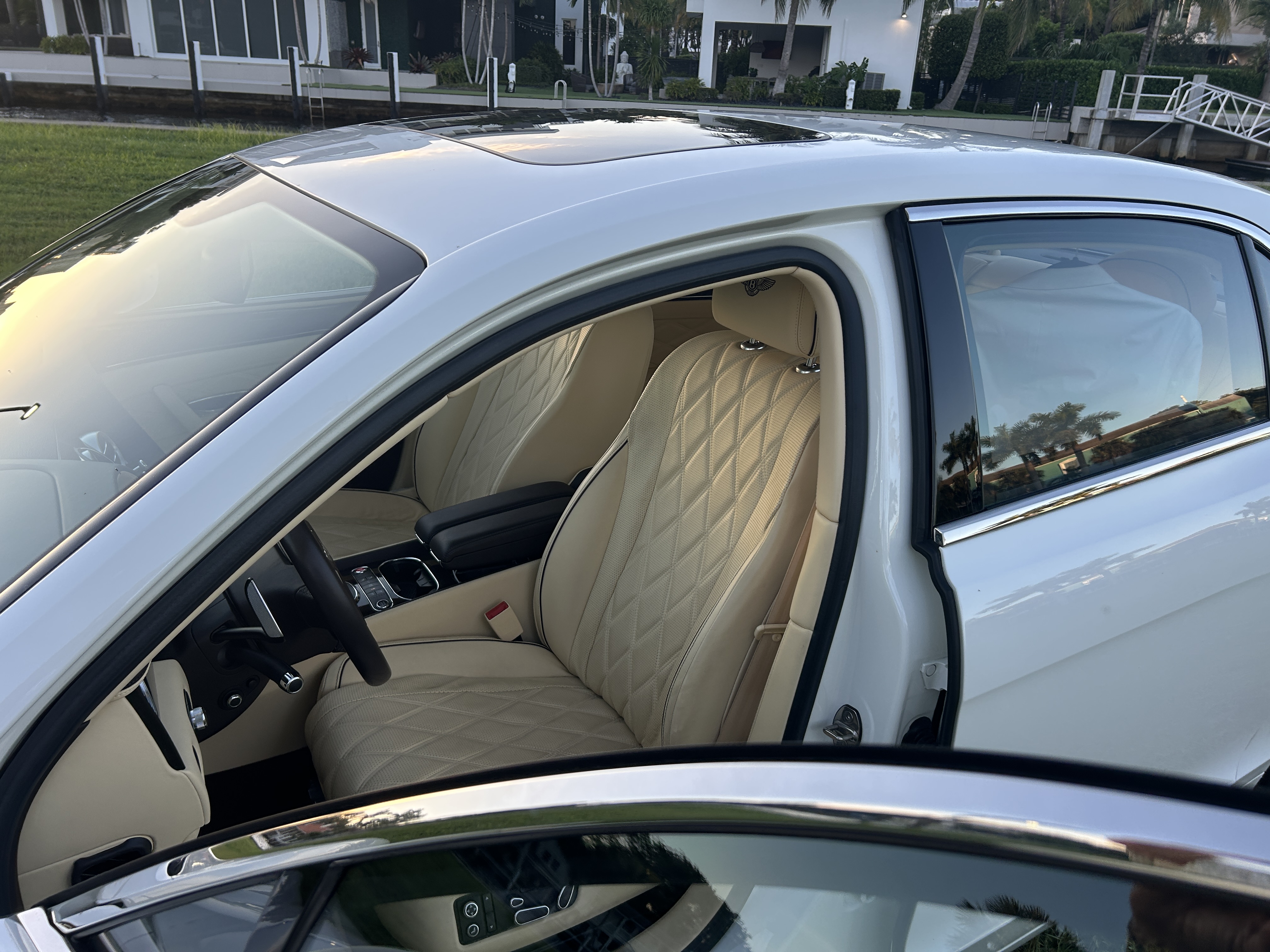 Used 2016 Bentley Flying Spur V8 AWD/4WD image 15