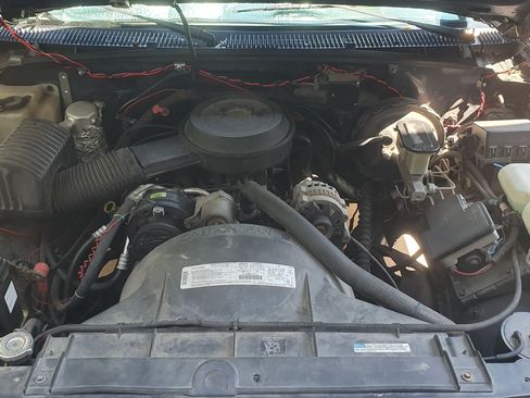 Used 1995 GMC Sierra 1500 2WD Regular Cab image 10