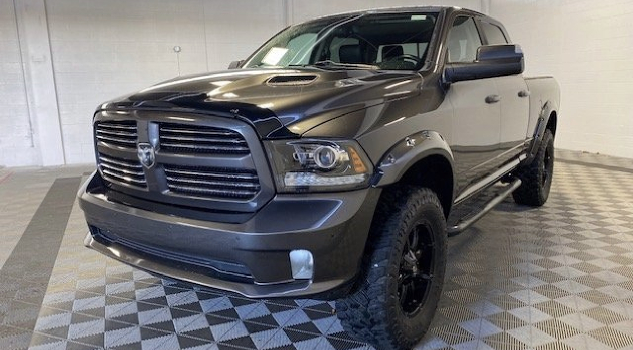 Used 2015 RAM 1500 Sport AWD/4WD image 1