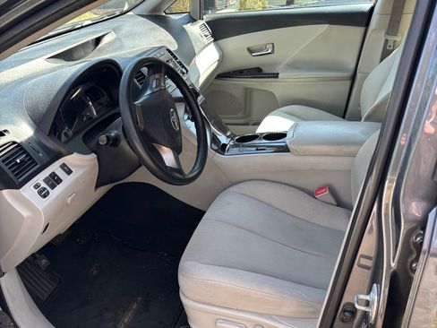 Used 2009 Toyota Venza AWD image 5
