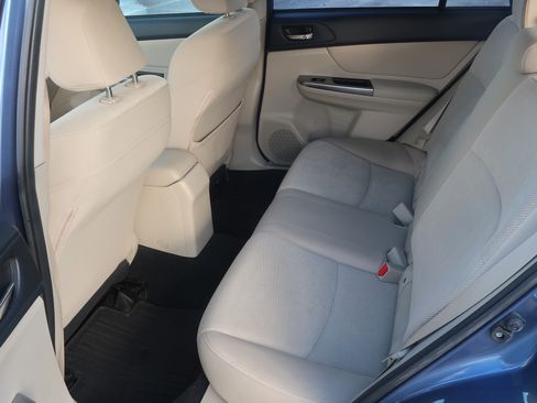 Used 2015 Subaru Crosstrek 2.0i Premium image 26