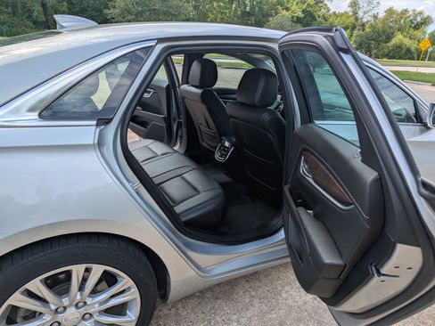 Used 2019 Cadillac XTS Luxury image 19