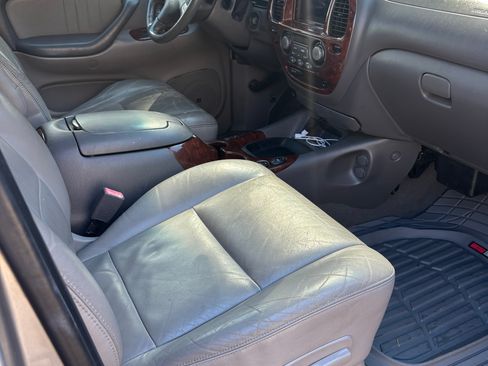 Used 2002 Toyota Sequoia Limited image 8