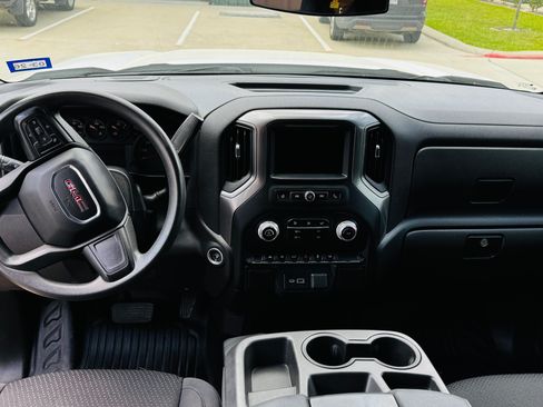 Used 2023 GMC Sierra 1500 Pro w/ Pro Value Package image 11