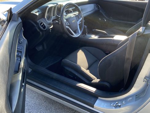 Used 2015 Chevrolet Camaro LT w/ RS Package image 10