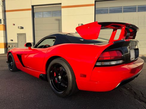 Used 2008 Dodge Viper SRT-10 w/ Competition Group image 4