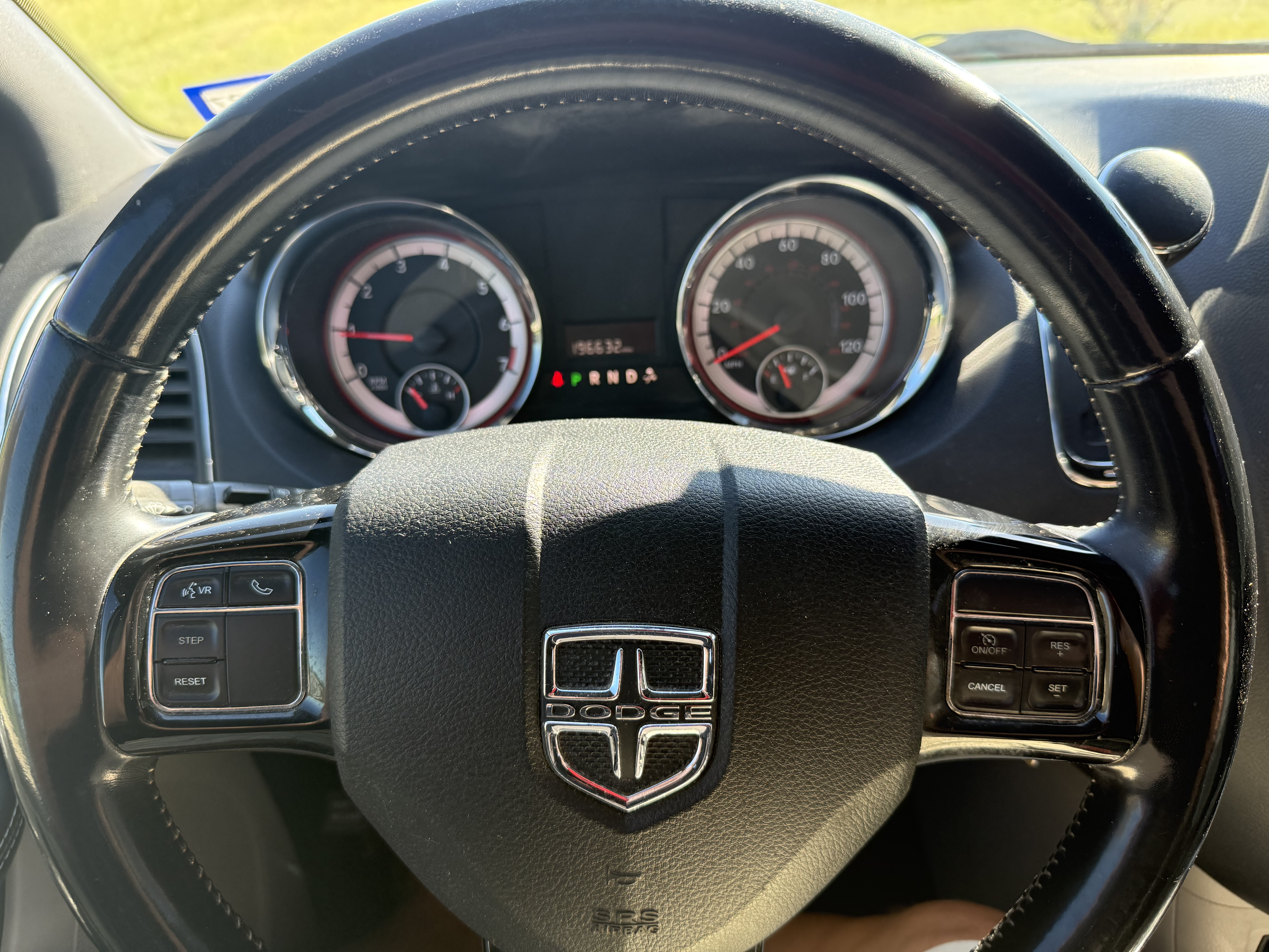 Used 2019 Dodge Grand Caravan SXT FWD image 6