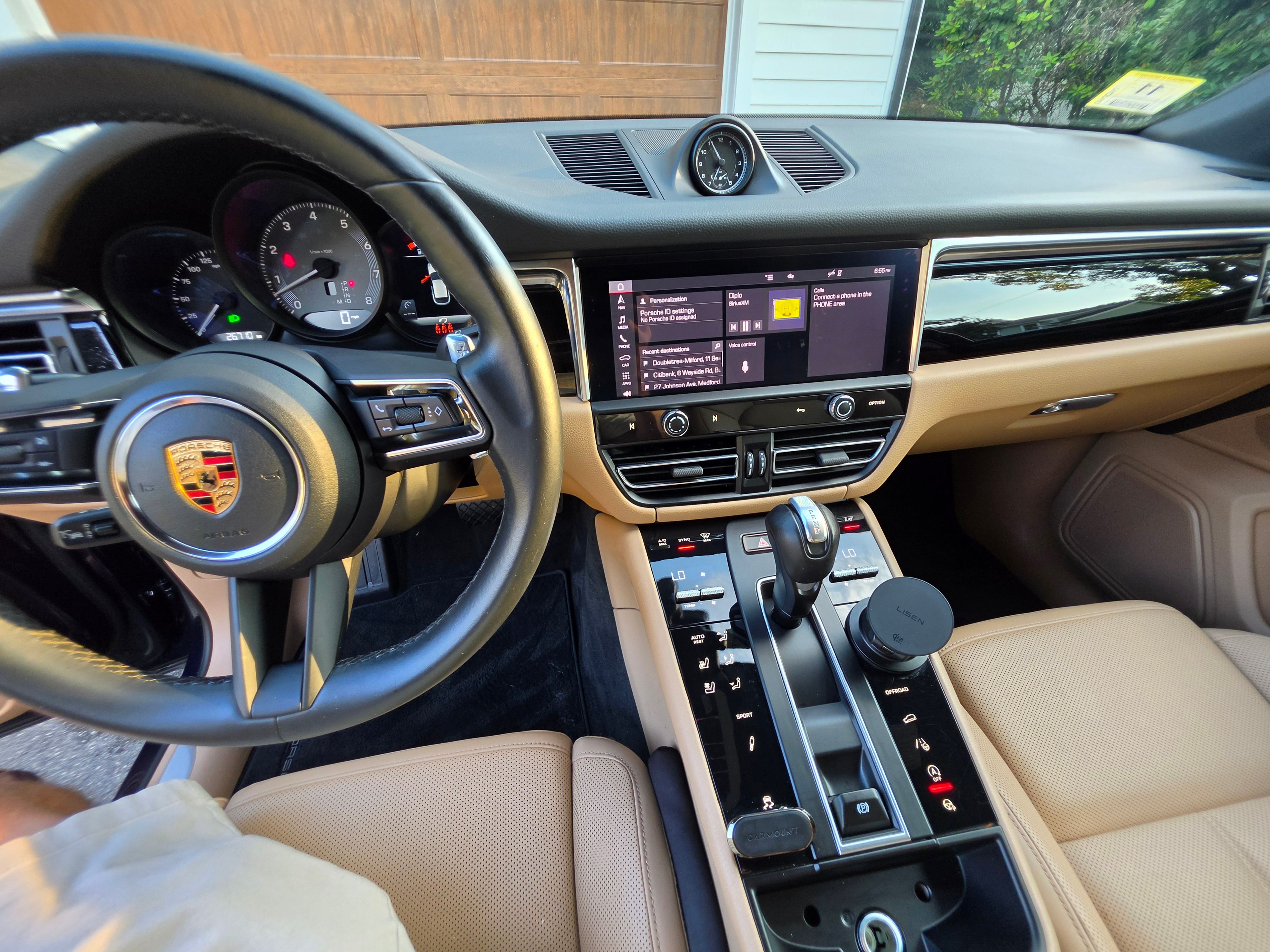 Used 2023 Porsche Macan S AWD/4WD image 8