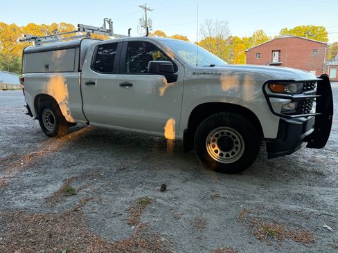 Used 2020 Chevrolet Silverado 1500 W/T w/ WT Value Package image 8