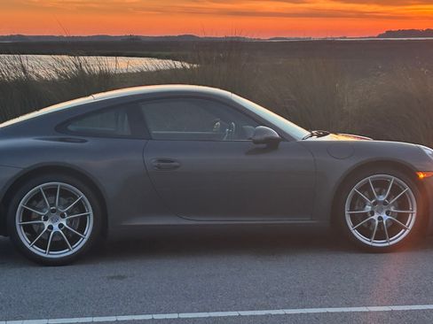 Used 2014 Porsche 911 Carrera image 1