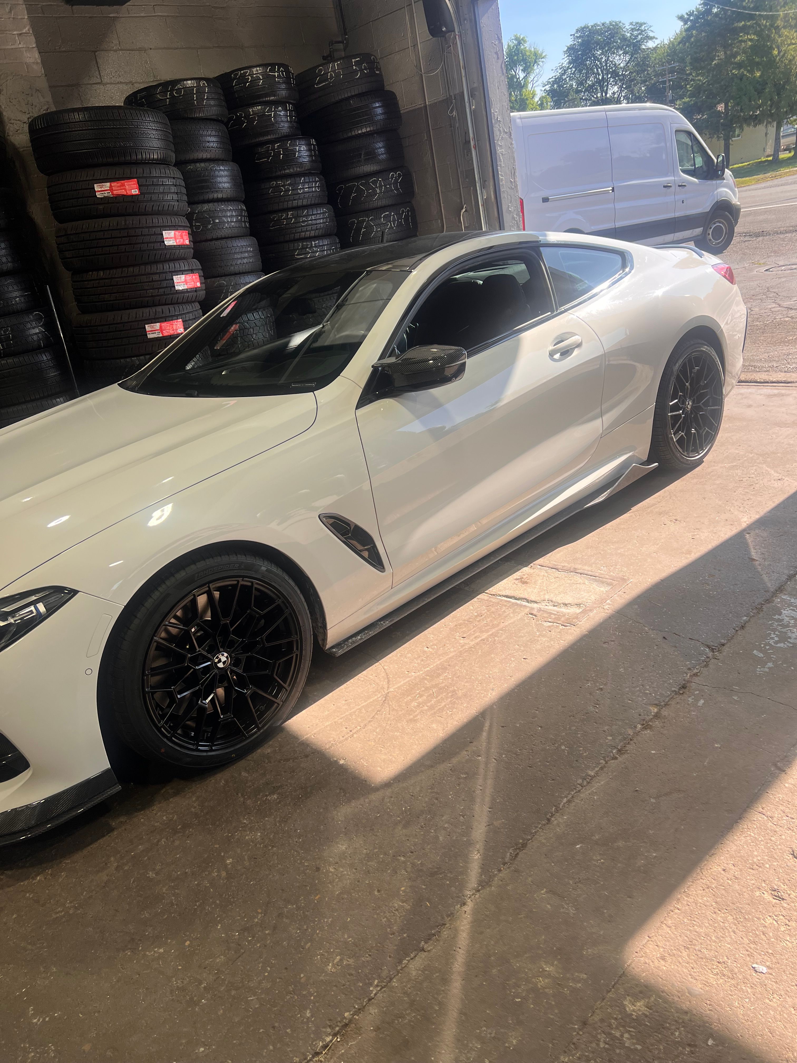 Used 2021 BMW M850i xDrive Coupe w/ M Carbon Exterior Package AWD/4WD image 12