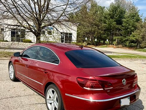 Used 2013 Volkswagen CC Sport image 15