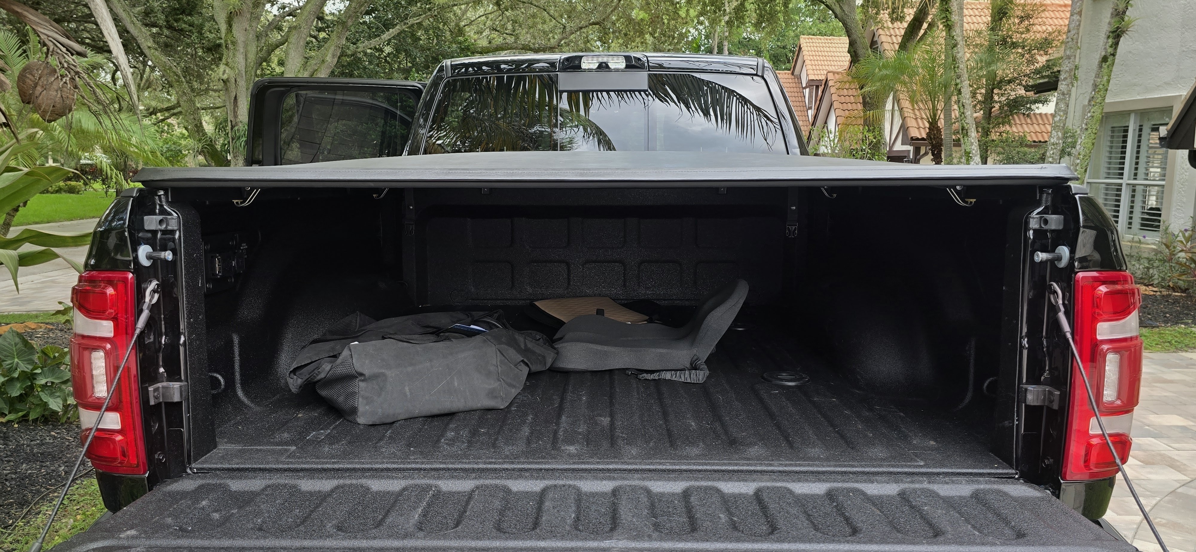 Used 2022 RAM 3500 Limited AWD/4WD image 25