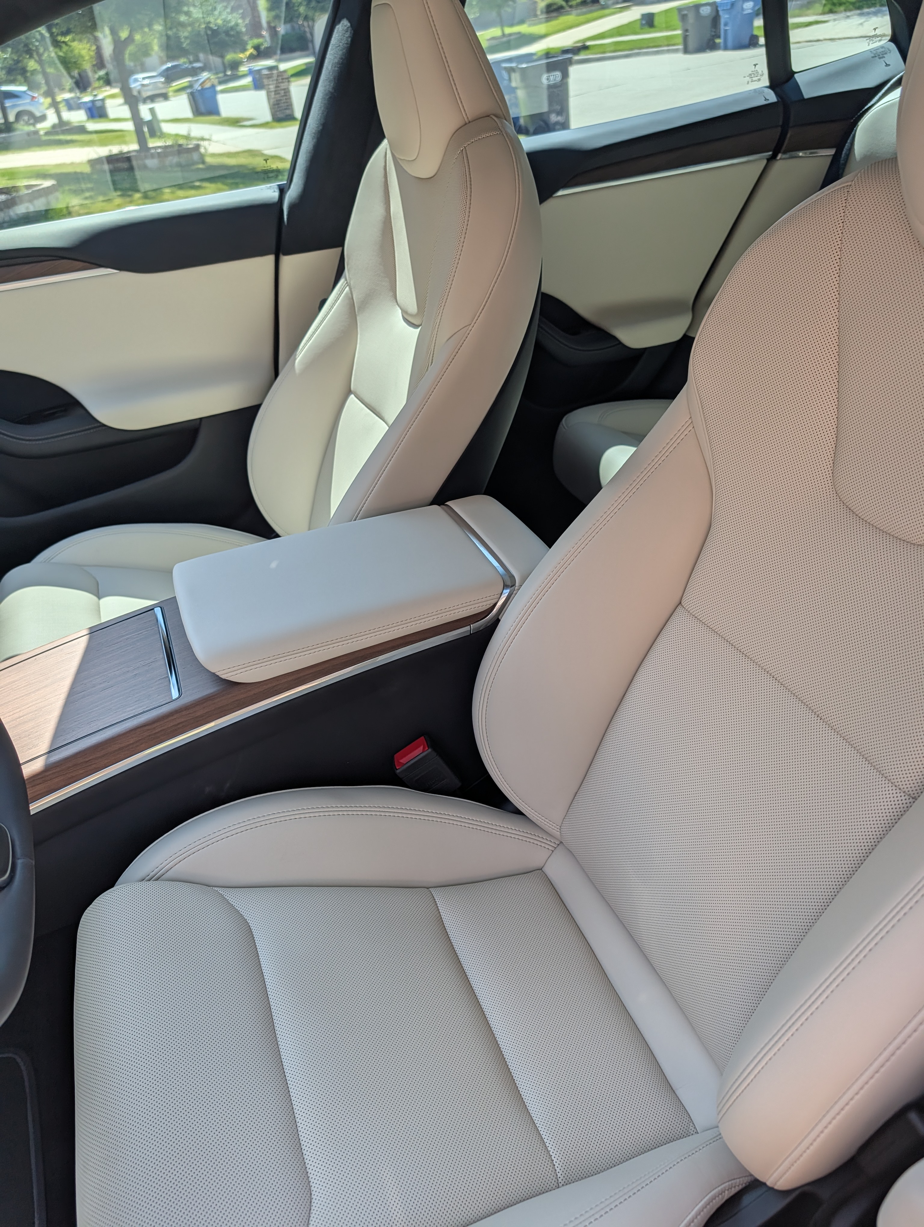 Used 2024 Tesla Model S AWD/4WD image 16