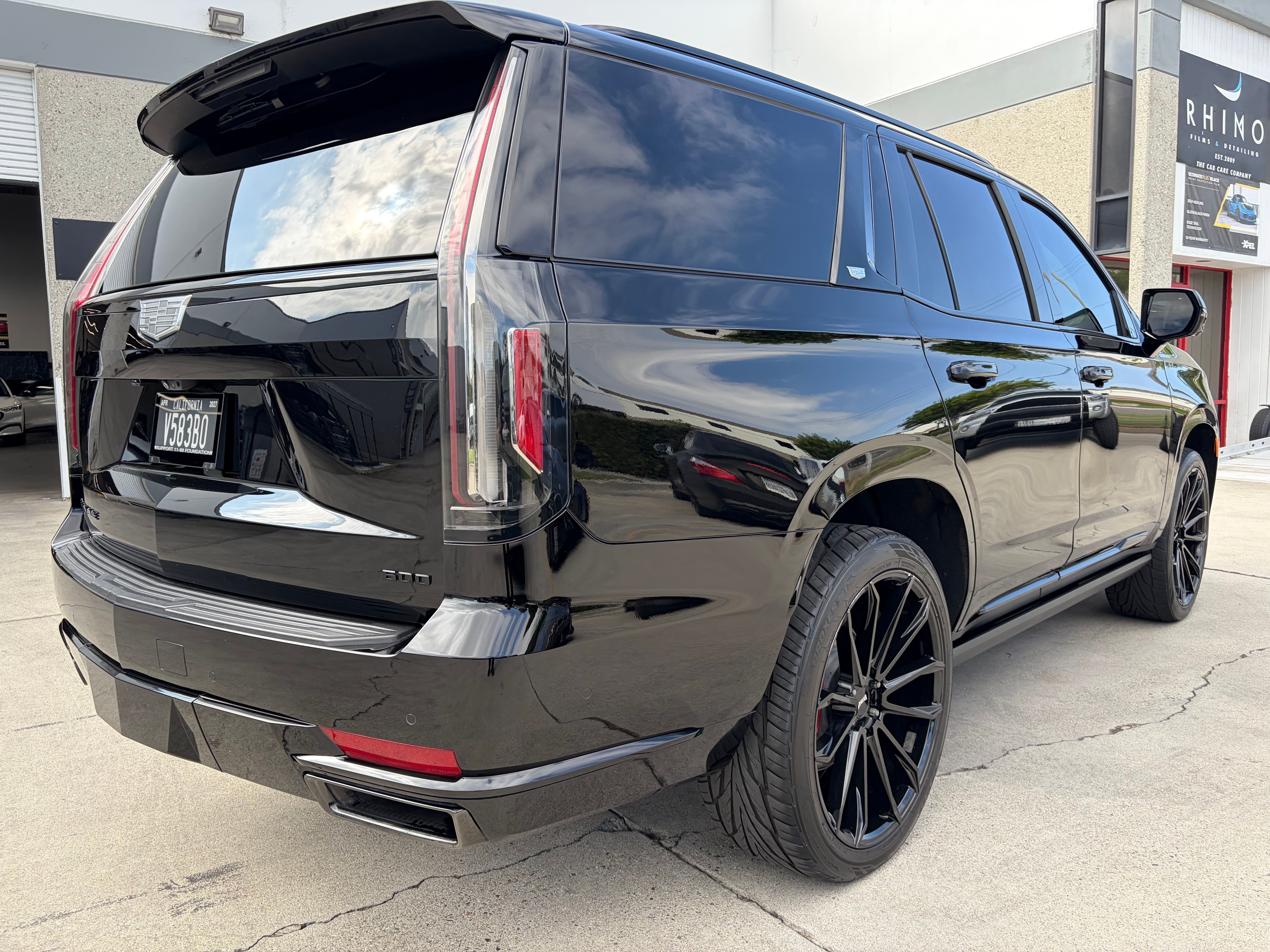 Used 2021 Cadillac Escalade Sport Platinum AWD/4WD image 29
