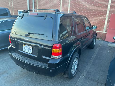 Used 2006 Ford Escape 4WD Hybrid image 6