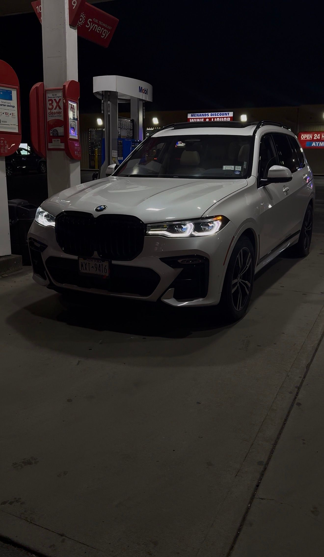 Used 2021 BMW X7 M50i AWD/4WD image 5