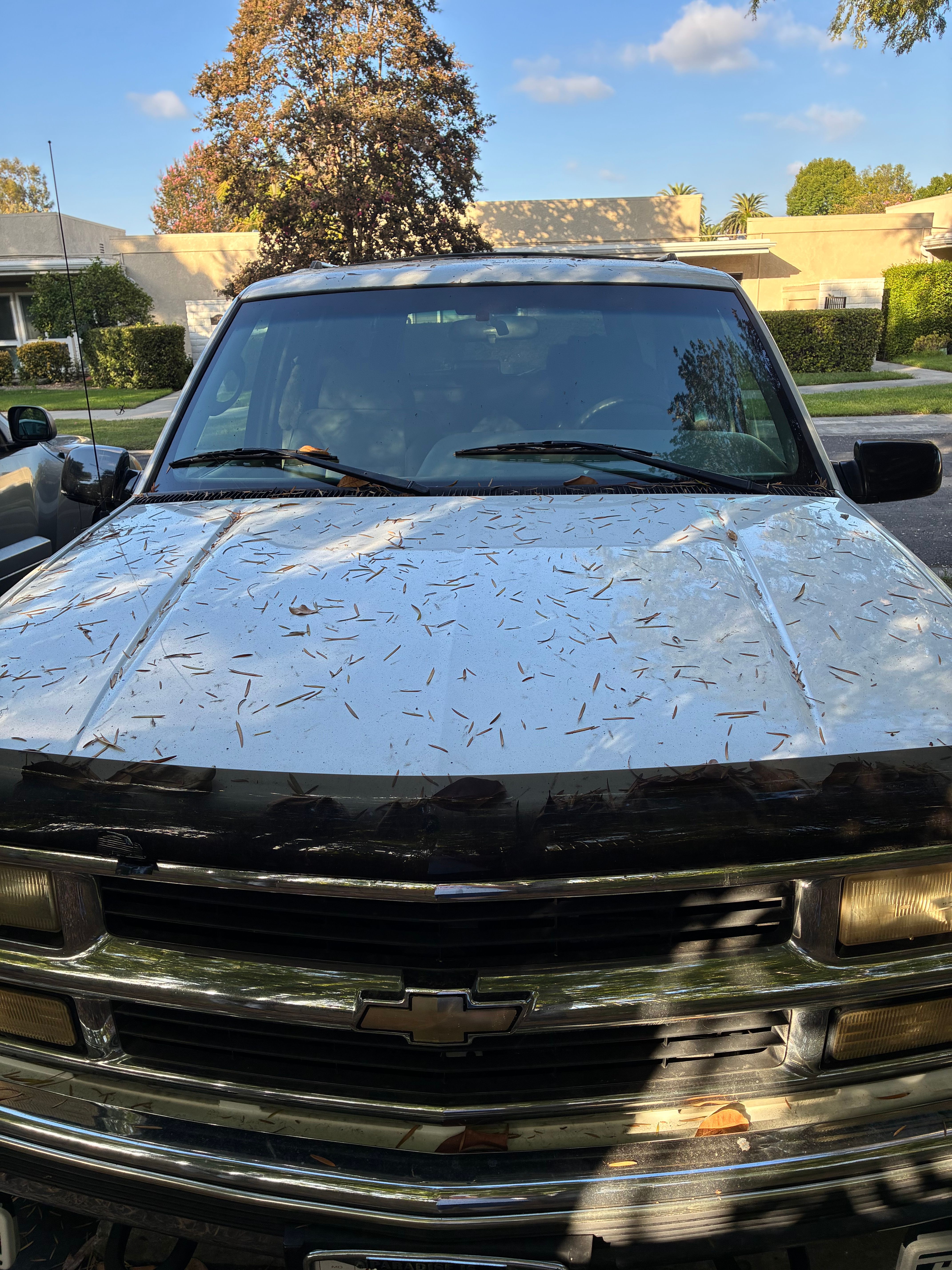 Used 1995 Chevrolet Suburban 2500 AWD/4WD image 5