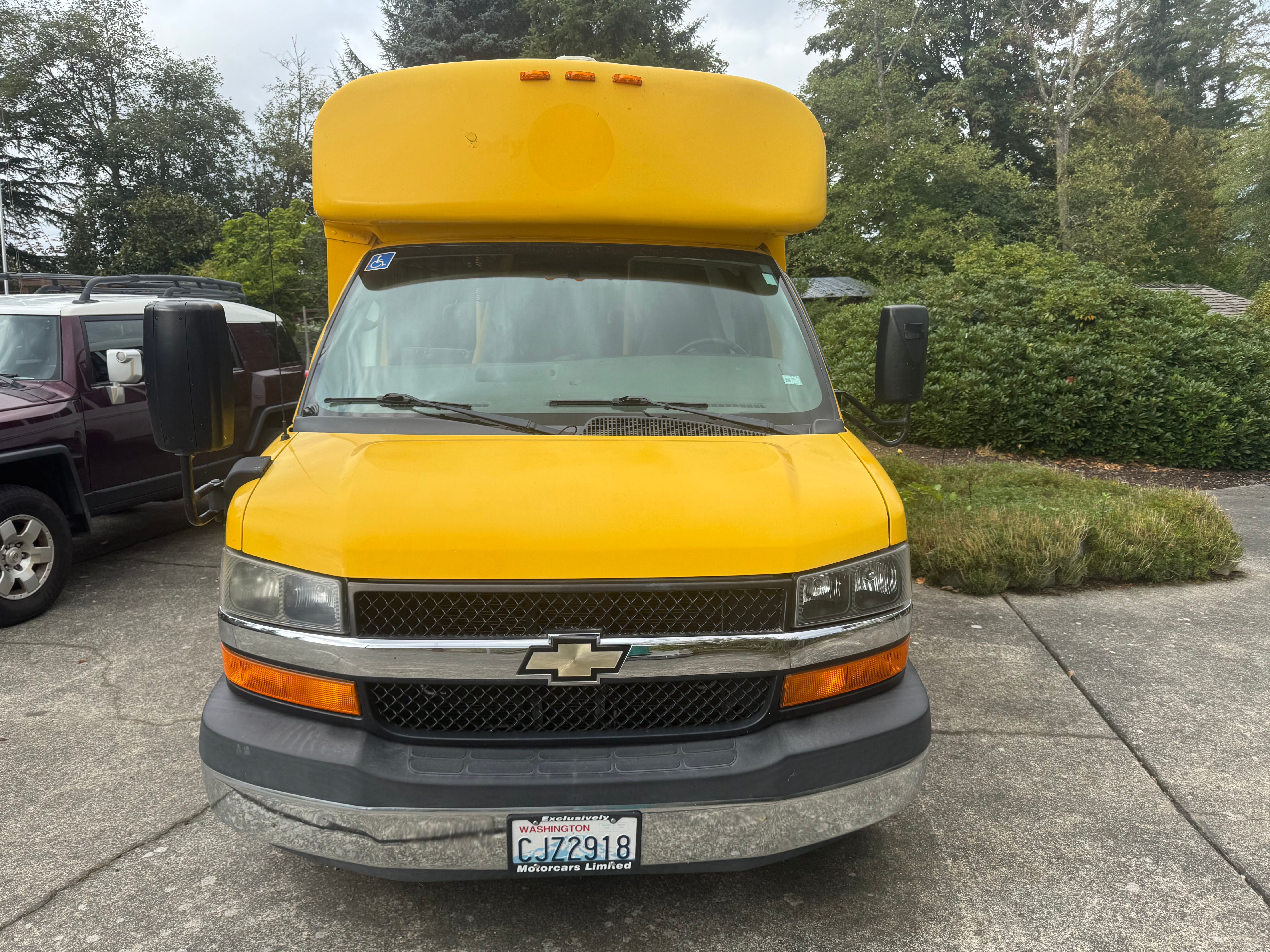 Used 2014 Chevrolet Express 3500 RWD image 4